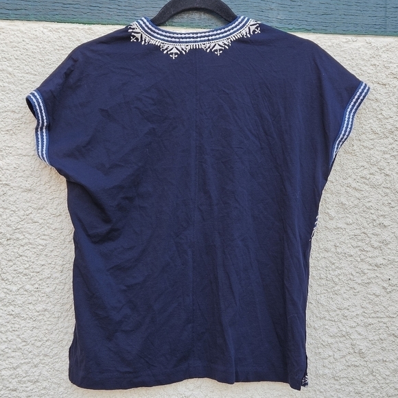 J. Crew navy embroidered cotton v-neck tee XXS - Picture 2 of 6
